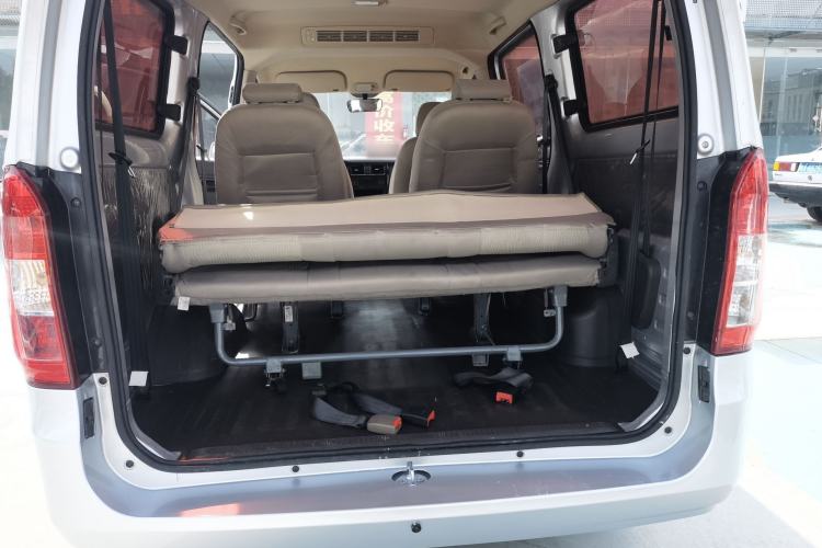 Used Wuling Rongguang V 2016 1.5L Standard Version
