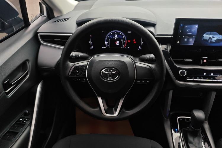 Used Toyota FRONTLANDER 2023 2.0L CVT Elite Edition
