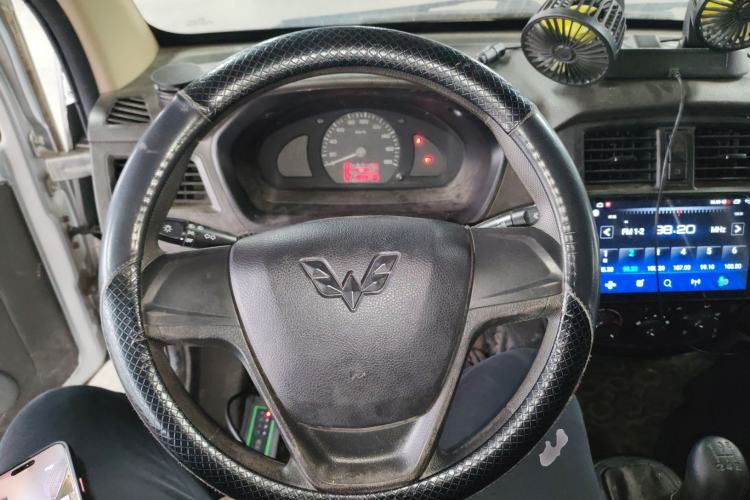 Used Wuling Rongguang S 2021 1.2L Base Model Window-Sealed 2-Seat LSI Car
