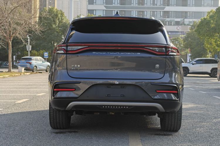 Used BYD Tang New Energy 2022 EV 600KM Luxury Model
