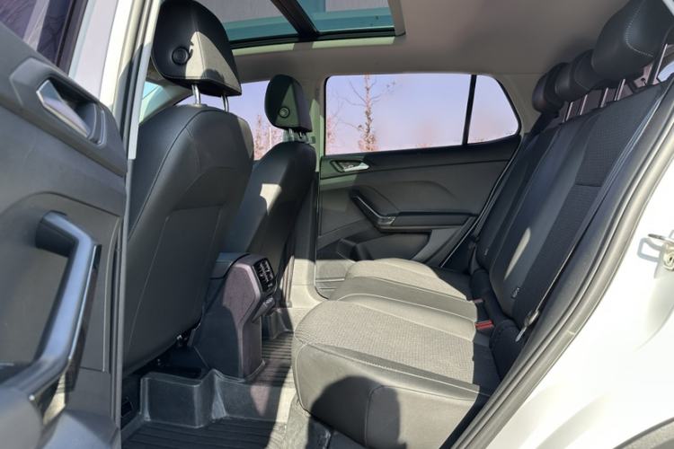 Used Volkswagen Tacqua 2020 1.5L Automatic Yue
