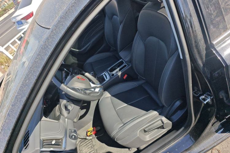 Used Roewe i6 2017 20T Manual Luxury Edition
