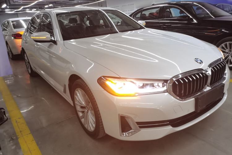 Used BMW 5 Series 2022 Second Facelift 525Li Luxury Package

