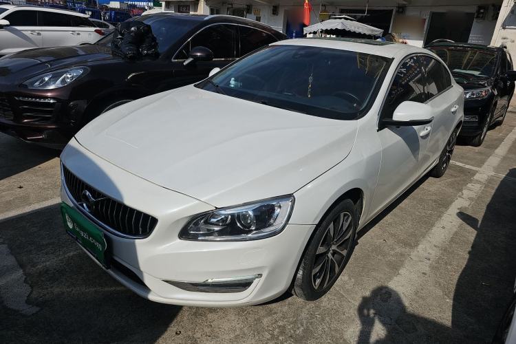 Used Volvo S60 2018 S60L T3 Smart Progress Edition
