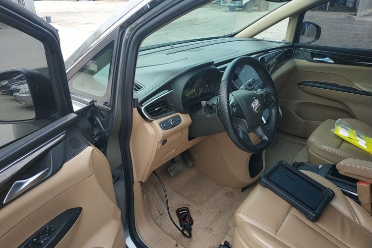 Used Buick GL8 2018 ES 28T Luxury Model China VI Standard
