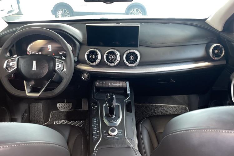 Used Wey VV5 2021 1.5T Two-Wheel Drive Smart Pioneer
