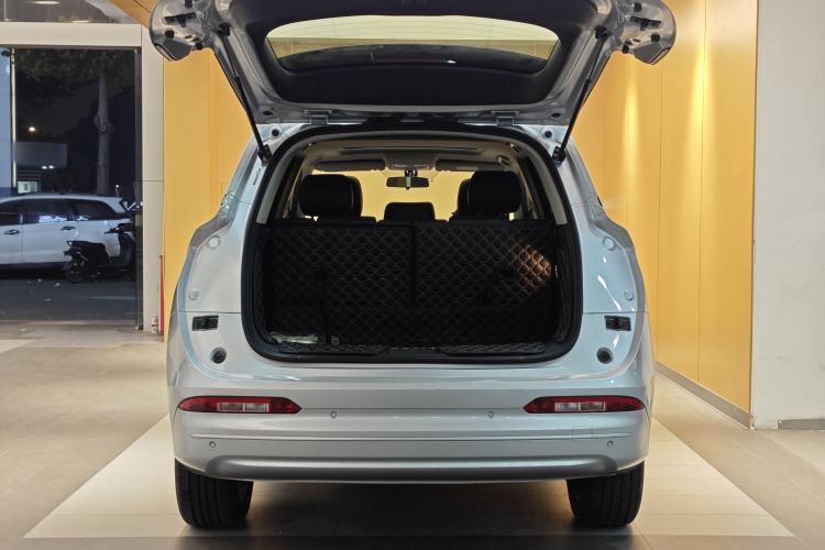 Used  E5 2023 1.5L DE-i 100KM Comfort Edition 7-Seater
