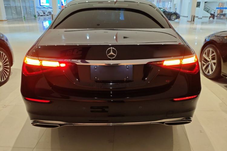 Used Mercedes-Benz S-Class 2022 S 400 L Business Model

