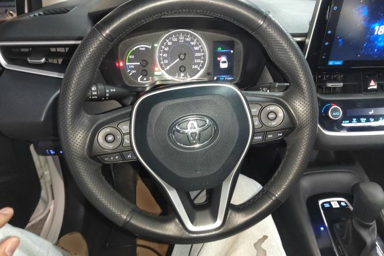 Used Toyota Corolla 2021 Dual-Motor 1.8L E-CVT Elite Edition
