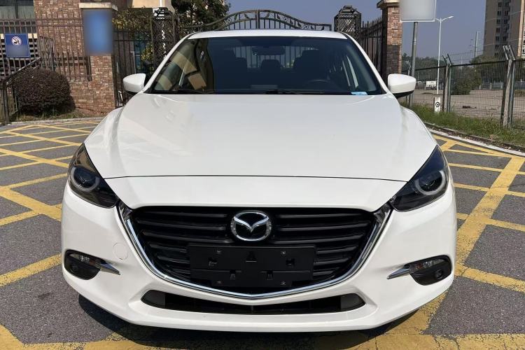 Used Mazda Mazda 3 Axela 2019 Cloud-Controlled Sedan 1.5L Automatic Luxury Model China VI Standard
