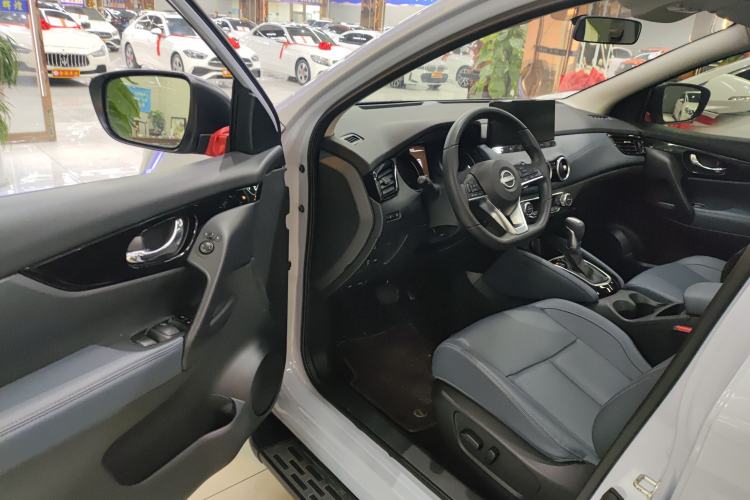 Used Nissan Qashqai 2025 Honor 2.0L CVT XV+ Leading Edition
