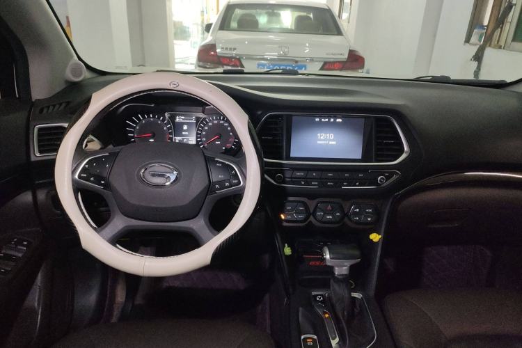 Used GAC Trumpchi GS4 2017 235T Automatic Two-Wheel Drive Luxury Smart Connectivity Version
