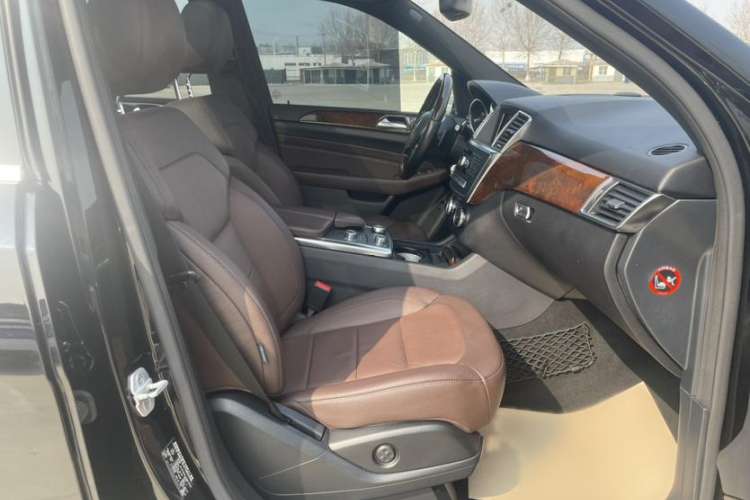 Used Mercedes-Benz M-Class 2014 ML 400 4MATIC Luxury Model