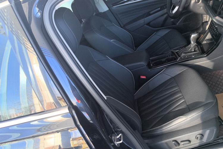 Used Volkswagen Passat 2023 Restyled 330TSI Starry Luxury Edition
