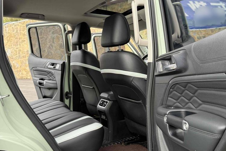 Used Tank 300 2021 City Edition 2.0T—Truly Stylish
