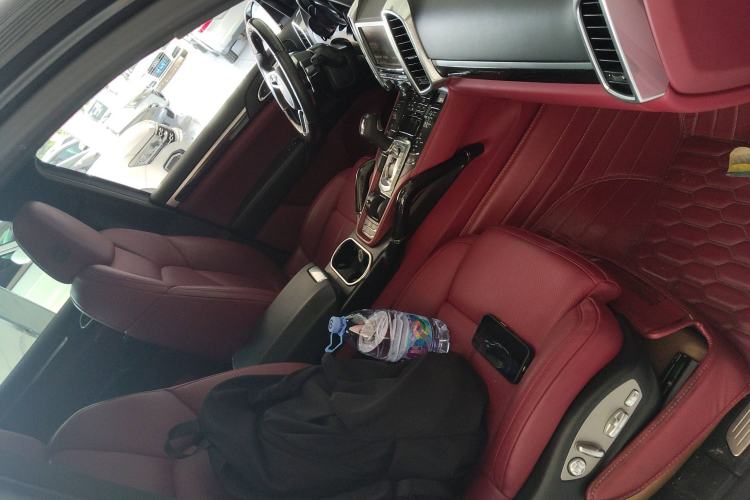 Used Porsche Cayenne 2015 3.6L automatic transmission U.S. specification
