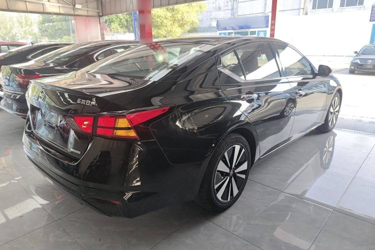 Used Nissan Teana 2019 2.0L XL Upper SmartDrive Version
