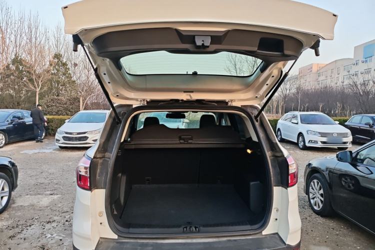 Used Ford Kuga 2018 EcoBoost 180 Two-Wheel-Drive Platinum Edition
