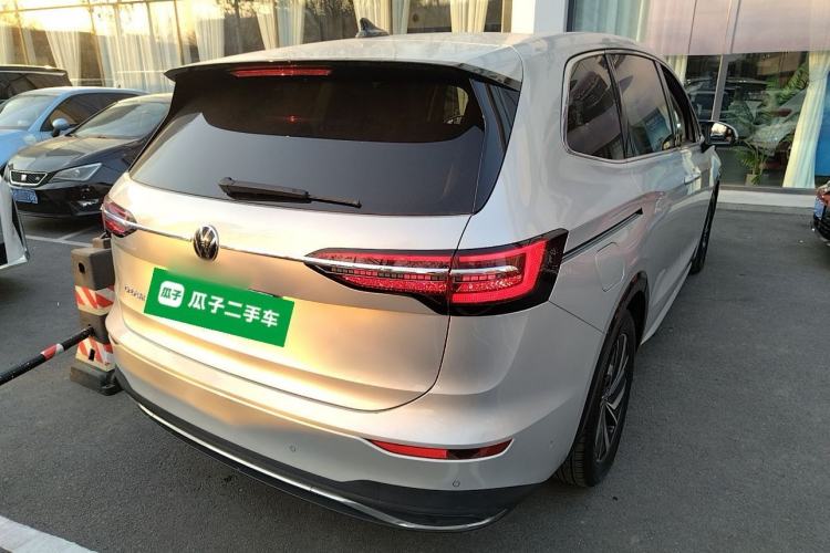 Used Volkswagen Viloran 2024 330TSI Luxury Edition
