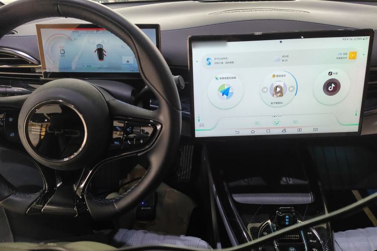 Used BYD Seal 2022 550 km Standard Range Rear-Wheel Drive Prestige Version