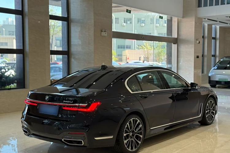 Used BMW 7 Series 2021 740Li Leading Model M Sport Package
