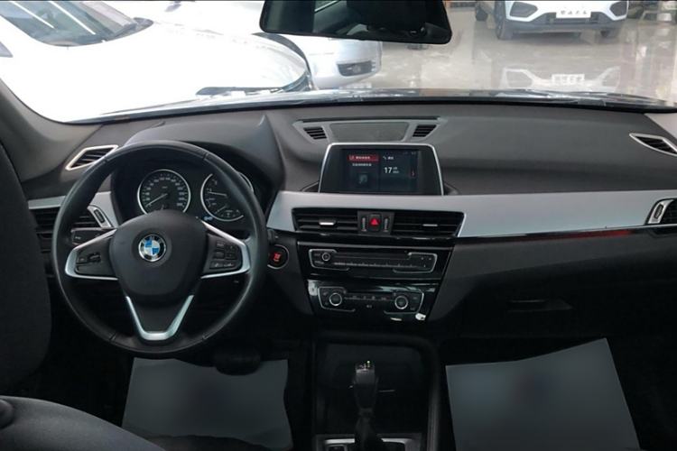 Used BMW X1 2018 sDrive20Li Leading Model

