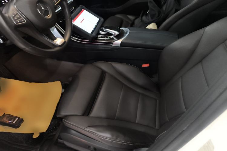 Used Mercedes-Benz GLC 2018 GLC 260 4MATIC Luxury Model