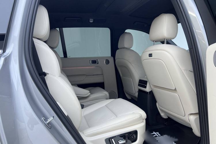 Used Li Auto L9 2022 Max model
