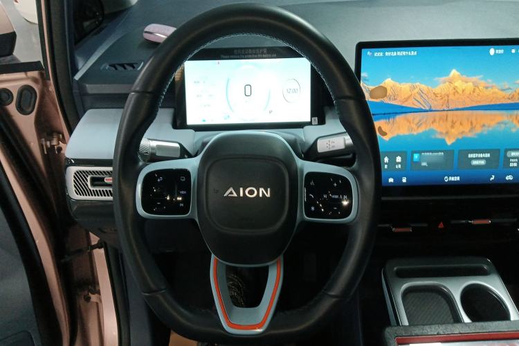 Used AION Y 2022 Plus 70 Enjoy Edition