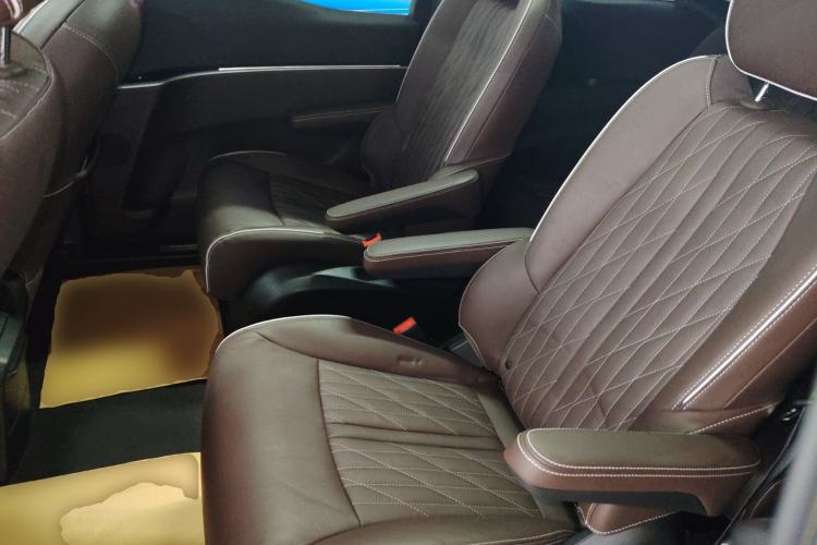 Used Buick GL8 2022 Land Executive Class 652T Prestige Model
