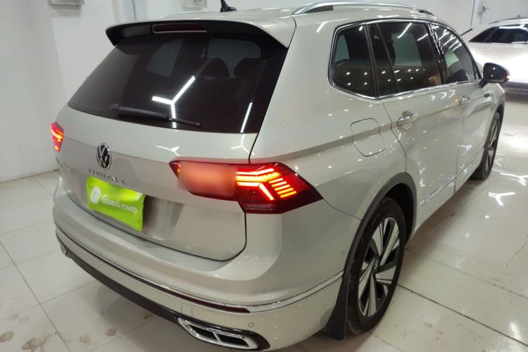 Used Volkswagen Tiguan L 2023 Restyled 330TSI Automatic Two-Wheel Drive R-Line Enhanced Comfort Version