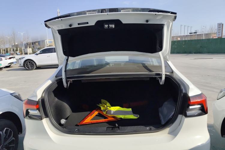 Used Roewe i6 MAX New Energy 2023 EV 420 Skyroof Special Edition
