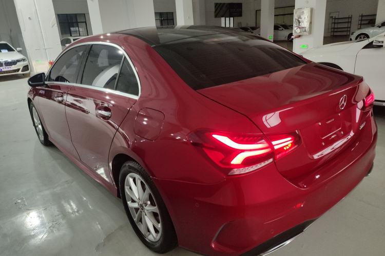 Used Mercedes-Benz A-Class 2021 A 200 L Sport Sedan Fashion Model
