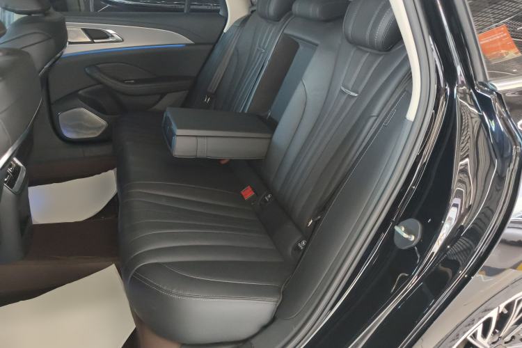 Used Hongqi H5 2024 2.0T Automatic Smart Connect Flagship Edition
