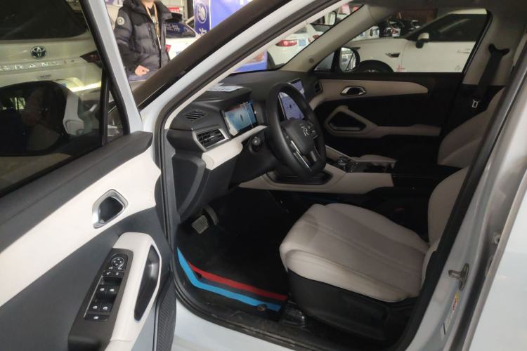 Used BYD Yuan UP 2024 401KM Leading Edition
