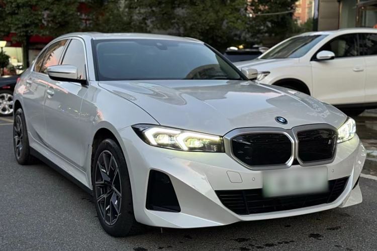 Used BMW i3 2022 eDrive 35 L
