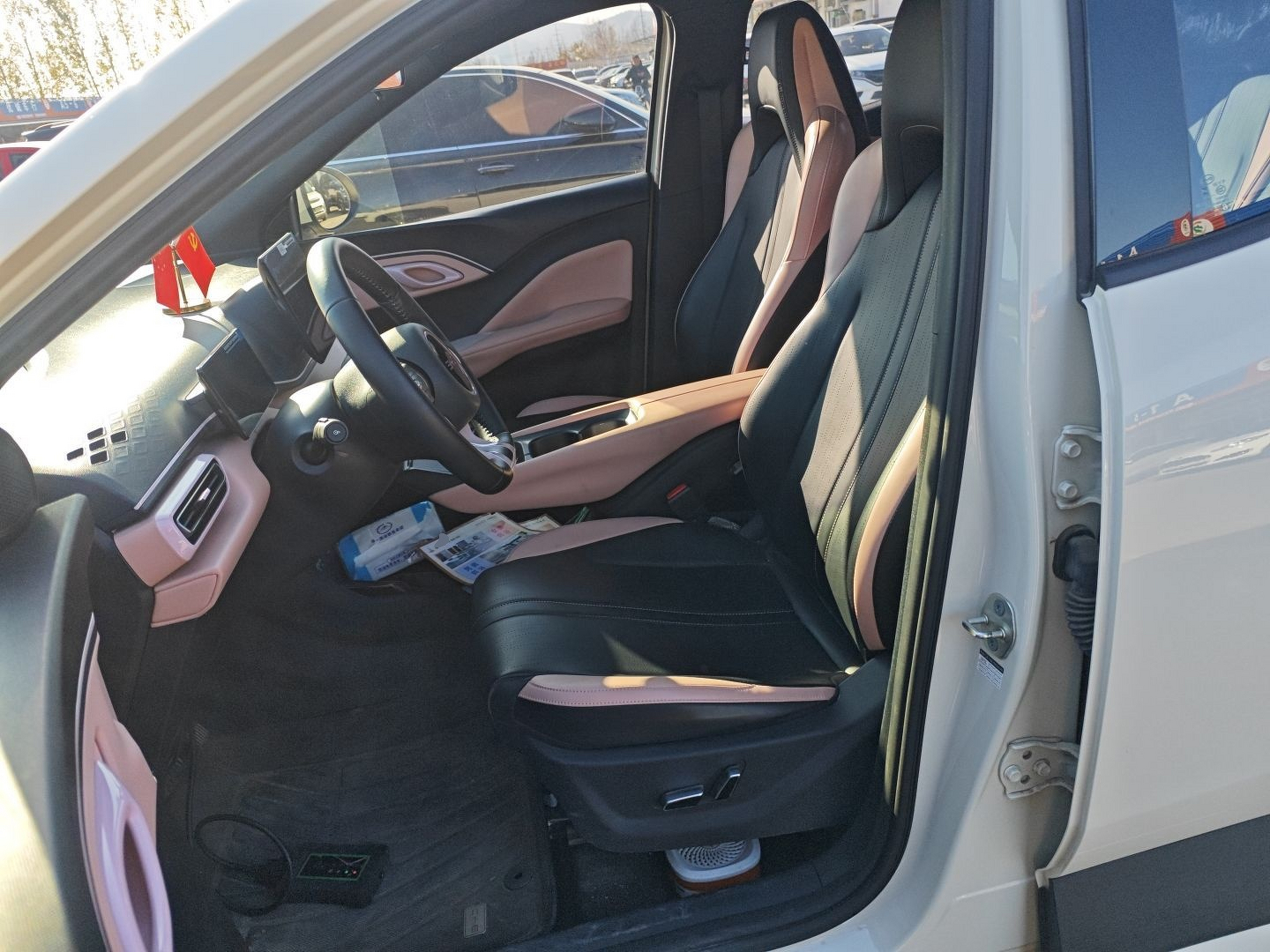 Переднее сиденье в автомобиле