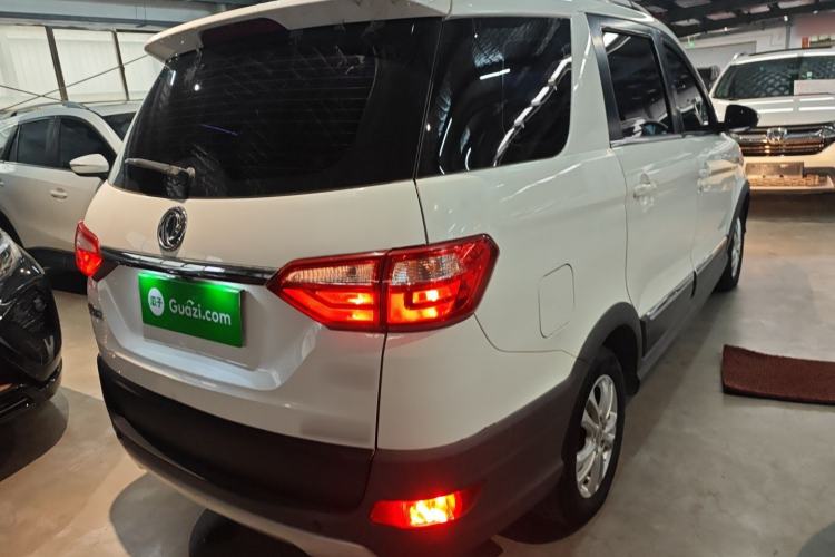 Used Dongfeng Fengon 370 2016 1.5L Manual Luxury 7-Seater
