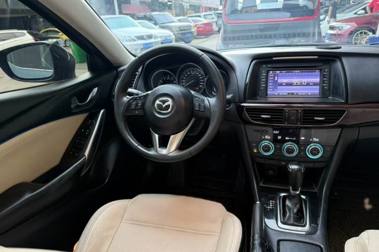 Used Mazda Atenza 2014 2.0L Blue Sky Luxury Edition
