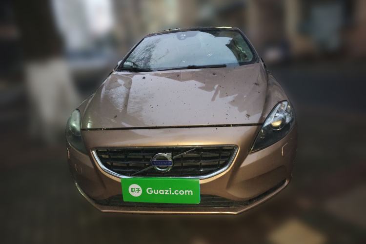 Used Volvo V40 2016 T3 Zhiyi Edition