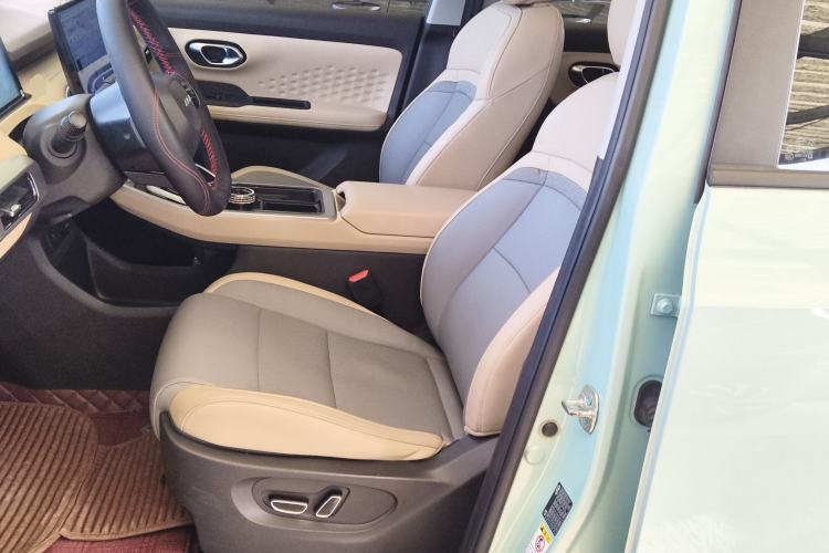 Used AION Y 2022 70 Intelligent Edition Lithium Iron Phosphate
