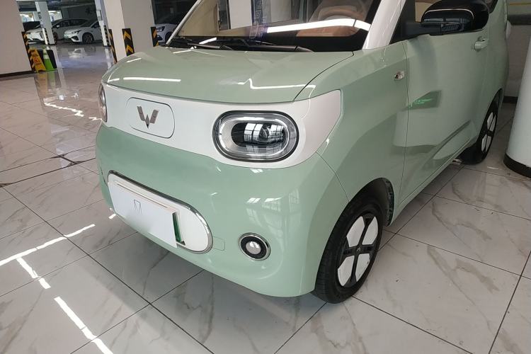 Used Wuling Hongguang MINIEV 2024 3rd Generation 215km Advanced Version
