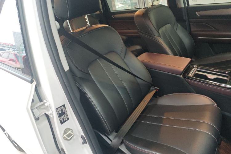 Used GAC Trumpchi M6 2023 PRO 270T DCT Luxury Edition
