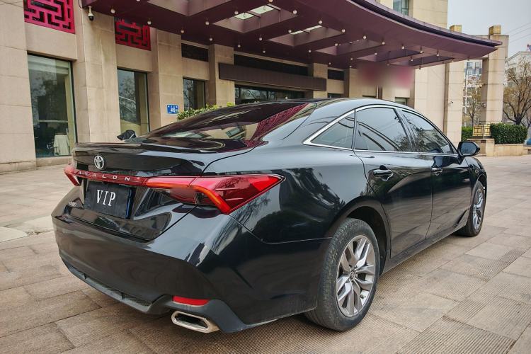 Used Toyota Avalon 2019 2.5L Ambition Version China VI Standard
