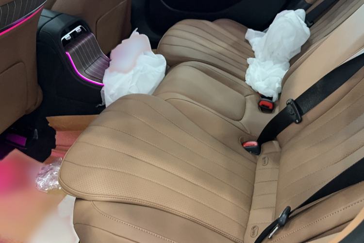 Used Mercedes-Benz E-Class 2025 Facelift E 300 L Luxury Edition
