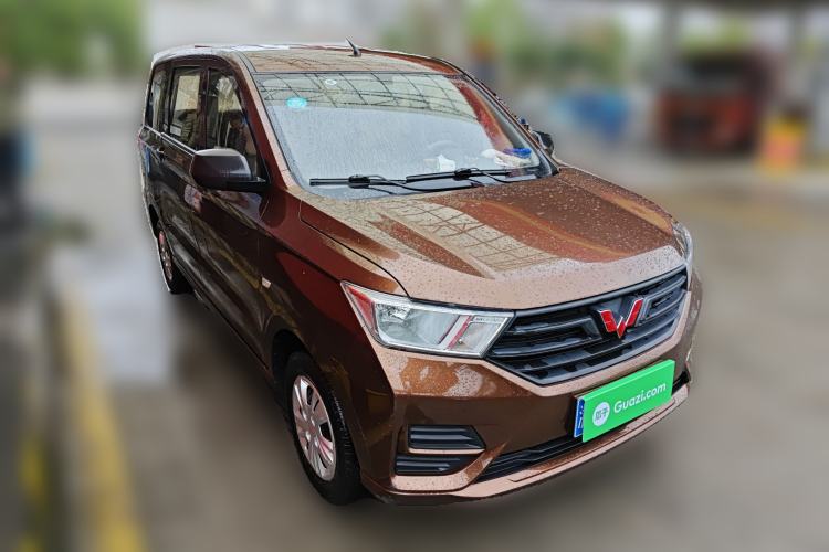 Used Wuling Hongguang 2019 1.5L S Basic Version China VI Standard LAR

