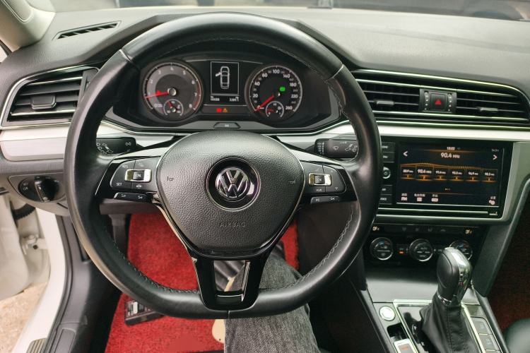 Used Volkswagen Lamando 2019 280TSI DSG Comfort Edition China VI standard
