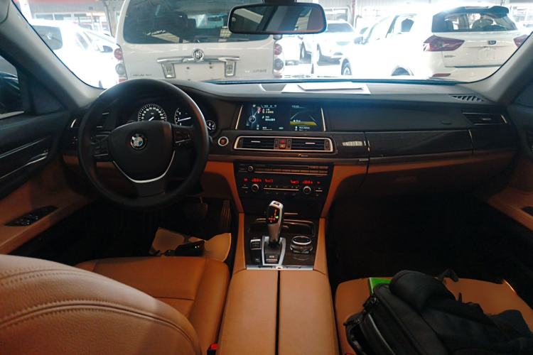 Used BMW 7 Series 2014 730Li Premium Edition
