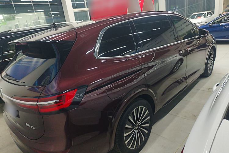 Used Volkswagen Viloran 2020 380TSI Prestige Edition
