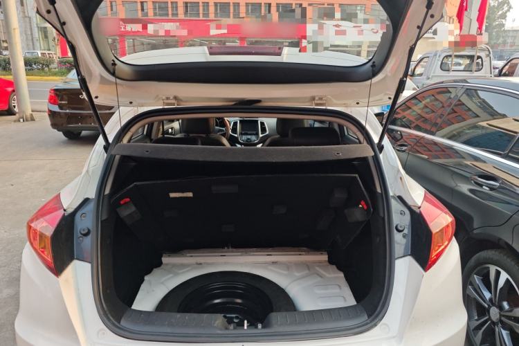 Used Changan Eado 2015 1.6L Manual Junku Model China V Standard